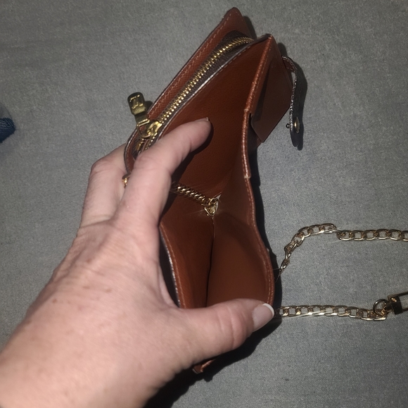 Louis-vuitton monogram wallet with chain - Picture 3 of 15